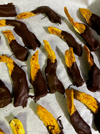 Dark Chocolate Dipped Mango Bites